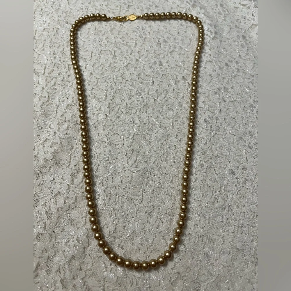 Napier/vintage gold faux pearl necklace, 22”